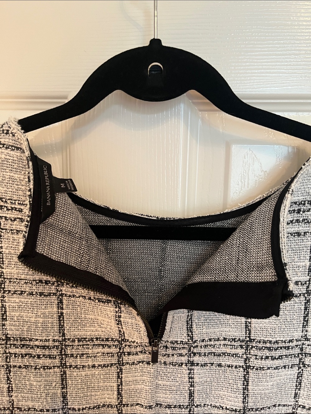 Banana Republic Tweed Ruffle Top - Picture 6 of 7